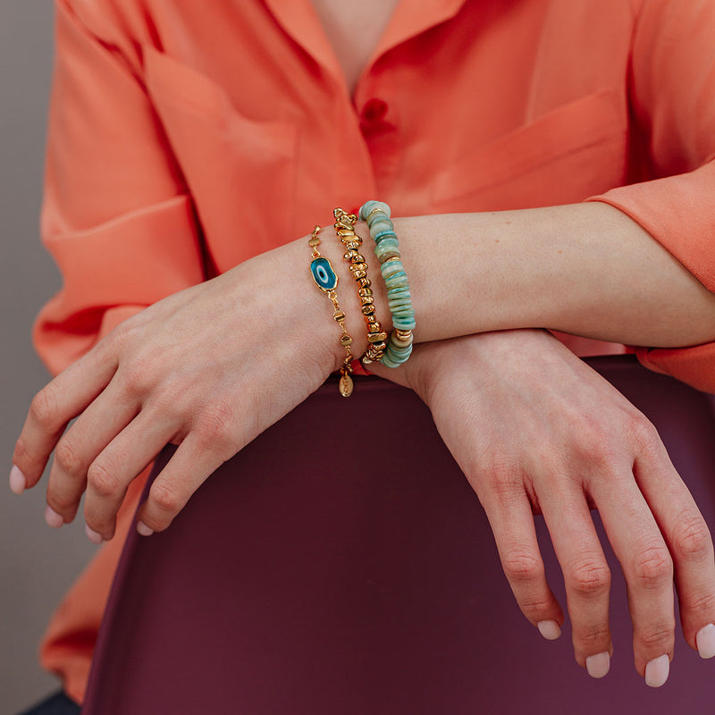 שילוב של צמידים מקולקציית שיין