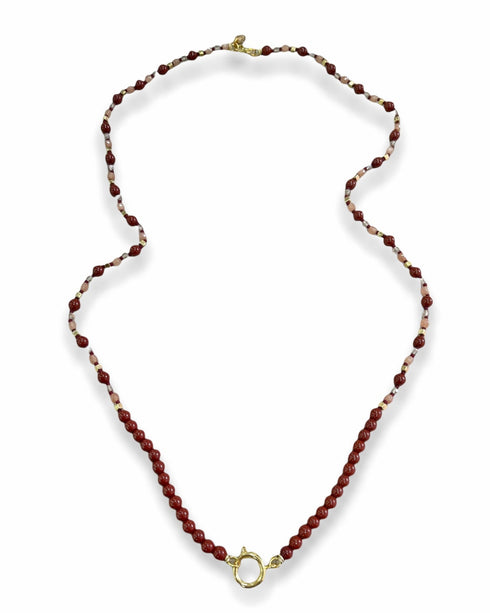 שרשרת ארוכה עם אבן חן ג'ייד