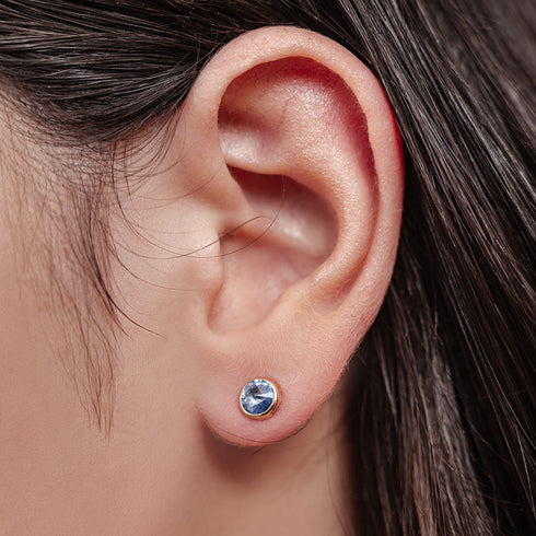 קריסטל כחול דנים