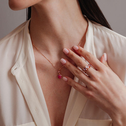 טבעת כסף מצופה זהב וקריסטלים של סברובסקי