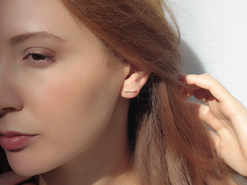 עגיל מוט צמוד